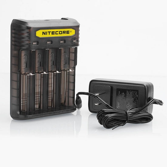 Nitcore VCL10 - KfZ-USB-Ladegerät inkl. Notleuchte, Glasbrecher